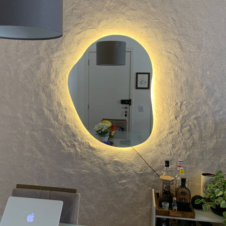 Miroir LED organique 75 x 58 cm