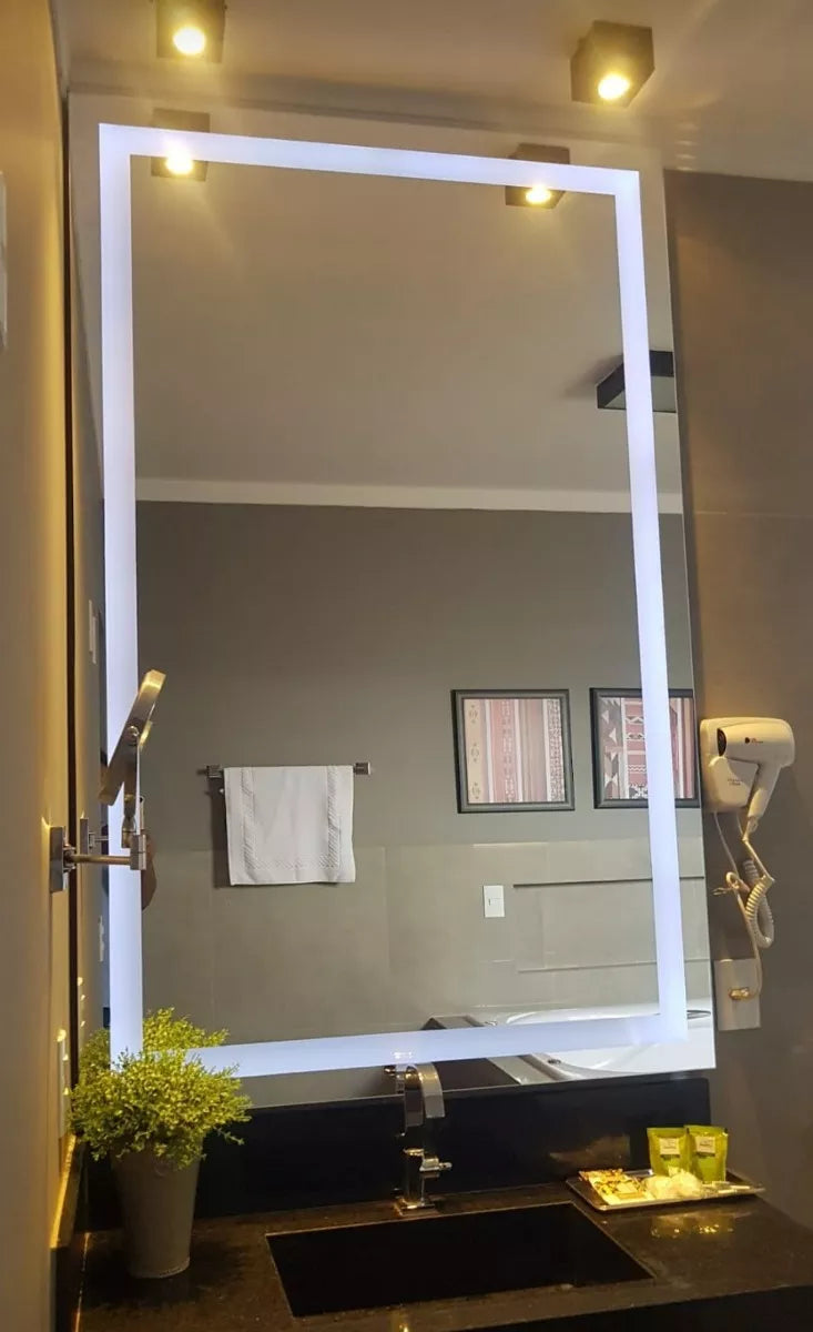 Coiffeuse miroir LED 160 x 70 écran tactile